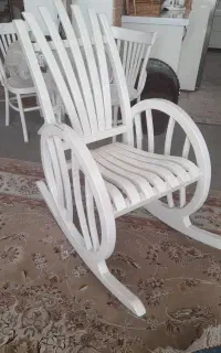 صندلی راک یا صندلی مادربزرگ