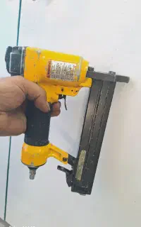 میخکوب Vوی زن بادی سوماک