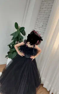 لباس عروس مشکی فنردارمناسب سایز۶تا۹سال