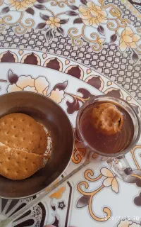 چای لیمور با بسکوت