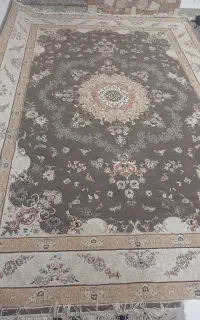 دوعدد فرش ۹ متری
