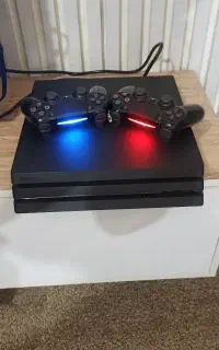 ps4پرو یک ترابایت دو دسته
