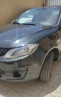 ساینا مشکی