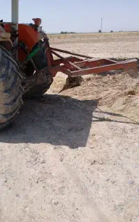 تمامی کارهای کشاورزی در خدمت هستیم