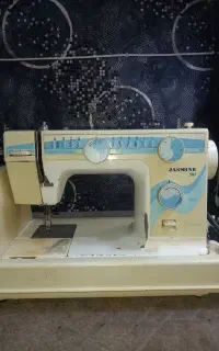 چرخ خیاطی جاسمین ۵۰۱و میز چرخ