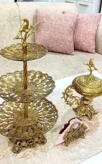 دکوری و ظروف برنزی در حد نو