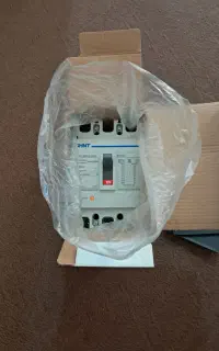 کلید برق کامپکت ۱۶۰ آمپر چنت