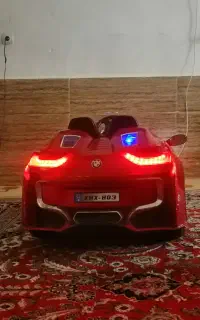 ماشین شارژی بی ام و