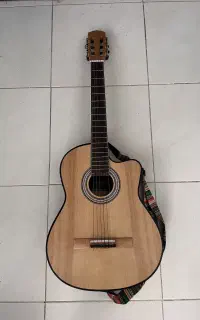 گیتارcordoba master series