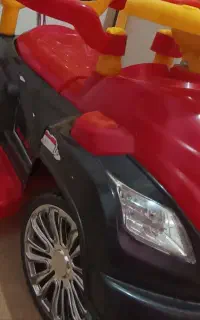 ماشین اسباب بازی