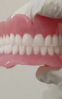 لابراتوار دندانسازی