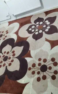 فرش شش ونه متری
