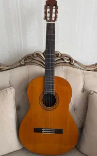 گیتار یاماها