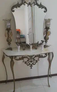 آینه و شمعدان برنجی
