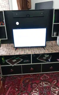 میز‌تلویزیون چوبی