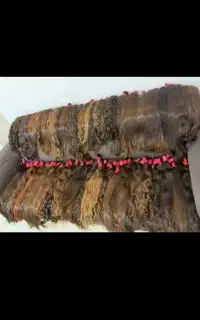 خرید و فروش موهای طبیعی و رنگی