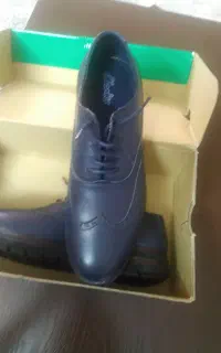 یک جفت کفش مردانه
