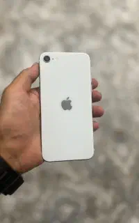 آیفون se2020 سفید