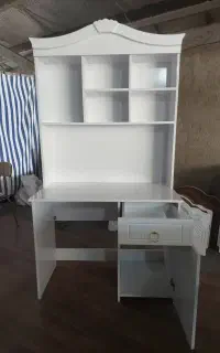 میز تحریر mdf تاج دار و ساده