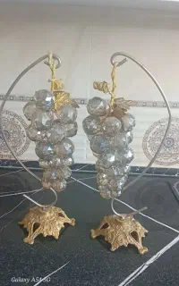 انگور و گلدان برنزی