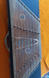سنتور موسوی