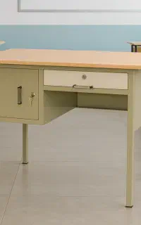 میز معلم