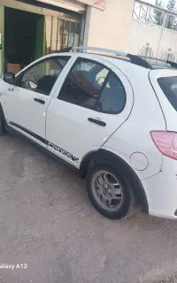 خودرو کوییک ۱۴۰۰ بدون رنگ دریچه سیمی معاوضه می کنم