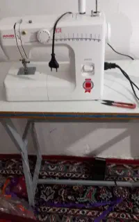 چرخ خیاطی ژانومه ۱۰۱۰