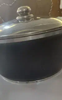 قابلمه چدن قدیمی