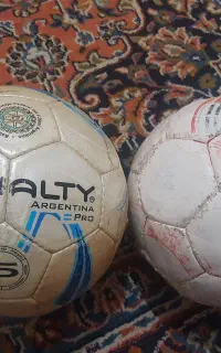 توپ فوتسالی تنبل جنس خوب