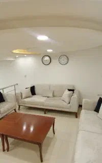 مبلمان با رنگ‌بندی  کامل