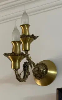 یک جفت چراغ برنزی