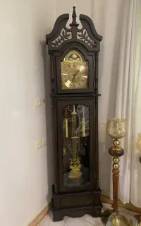 ساعت ایستاده