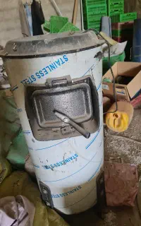 گردو پوست کن ایستاده