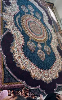 دو عدد قالی ۱۲ متری ودو عدد گلیم فرش ۶ متری