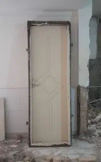 درچوبی سالم و تمیز قیمت ۴۰۰۰۰۰۰ تومن