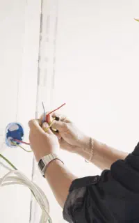 سیم کشی ساختمان و برقکار صنعتی
