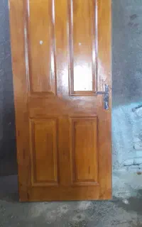 درب ورودی و خواب  سالم