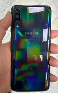 سامسونگ A70 128 معاوضه با آیفون فقط