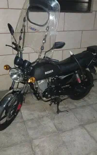 موتورسیکلت همتاز200