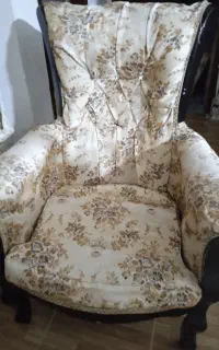 مبل سلطنتی