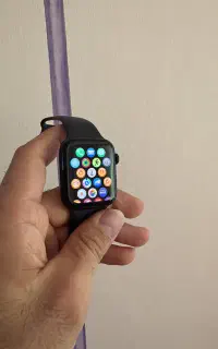 گوشی Poco m6 pro و اپل واچ se2