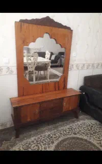 آینه کنسول قدیمی