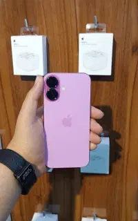 آیفون 16نرمال