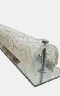 چراغ بالا سر آینه ای