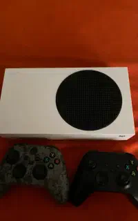 کنسول ایکس باکس سر‌ی اس دو دسته
