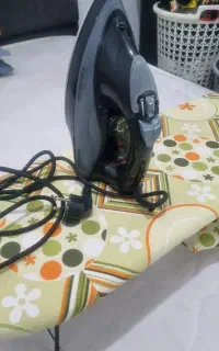 اتوبخار ومیز اتو هیچ فرقی بانو نداره