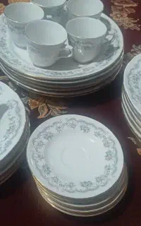 سرویس چینی ۶ نفره