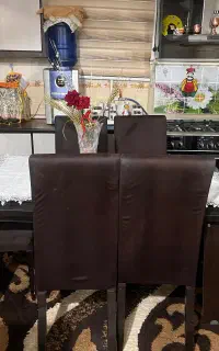 میز ناهار خوری شش نفره