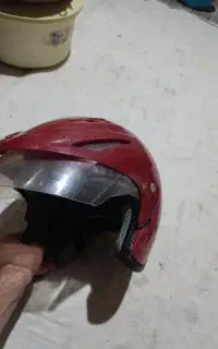 کلاه ایمنی فروشی